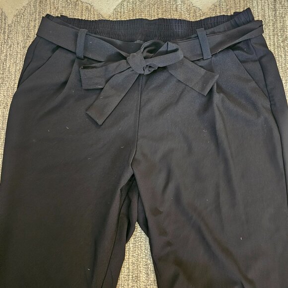 Torrid tapered pull on pant - Picture 1 of 5